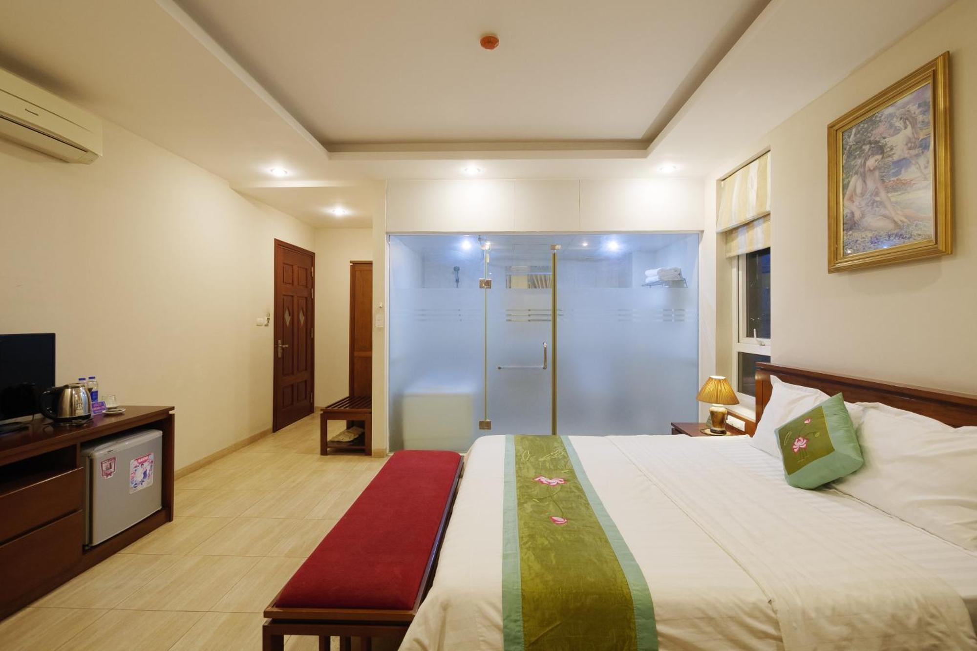 Ngan Ha Hotel Long Bien Hanoï Extérieur photo