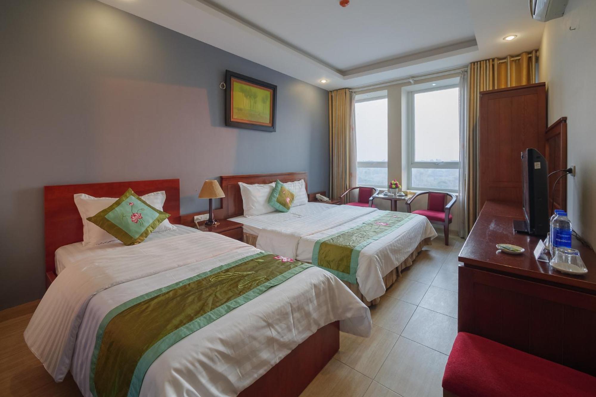 Ngan Ha Hotel Long Bien Hanoï Extérieur photo
