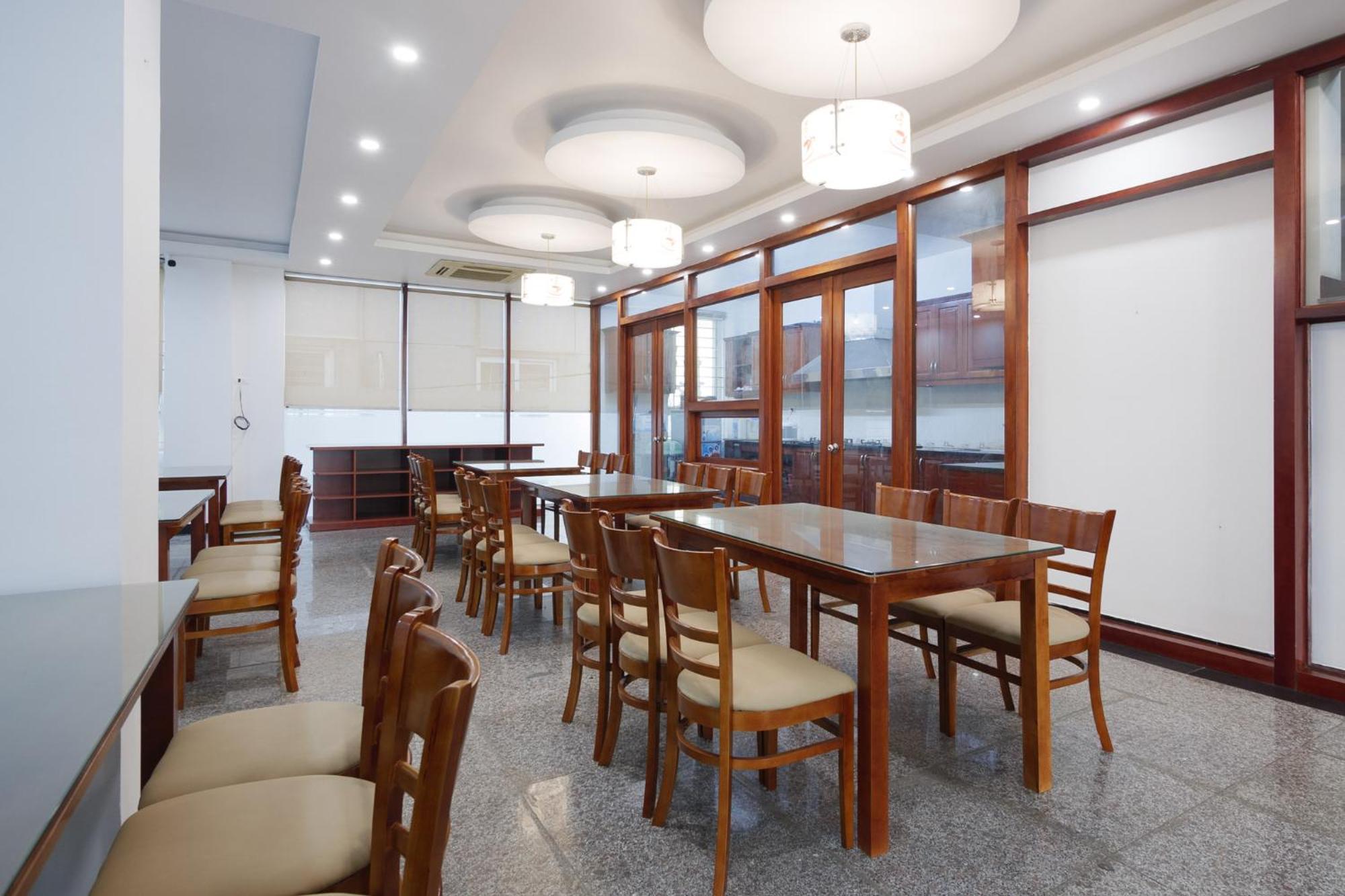 Ngan Ha Hotel Long Bien Hanoï Extérieur photo