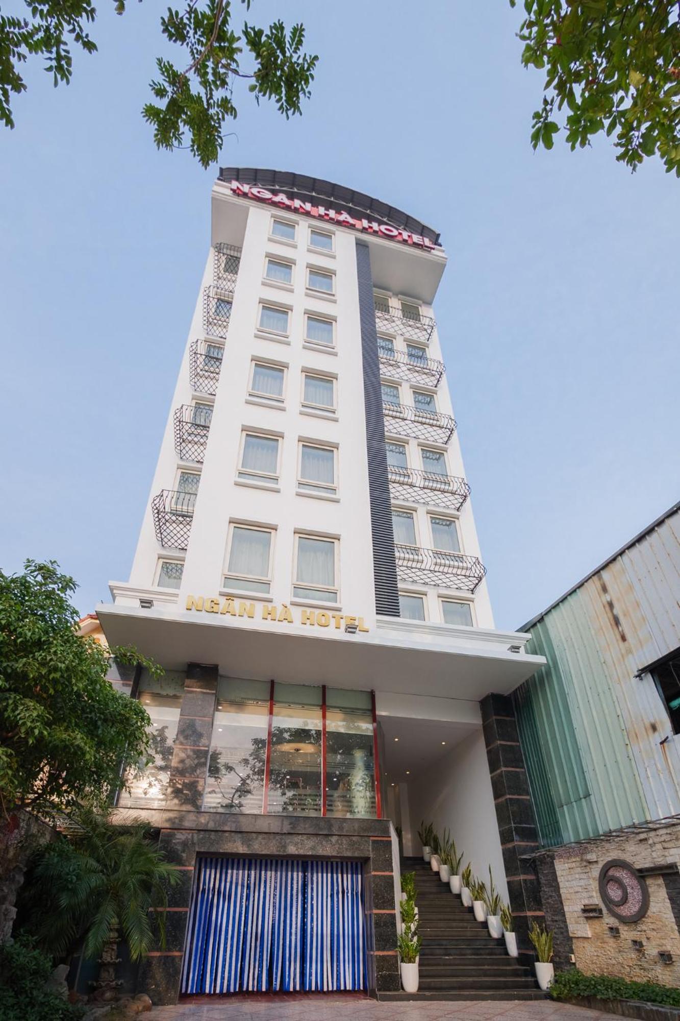 Ngan Ha Hotel Long Bien Hanoï Extérieur photo