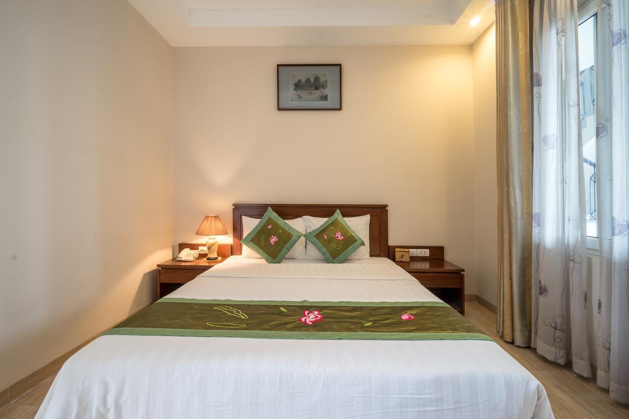 Ngan Ha Hotel Long Bien Hanoï Extérieur photo