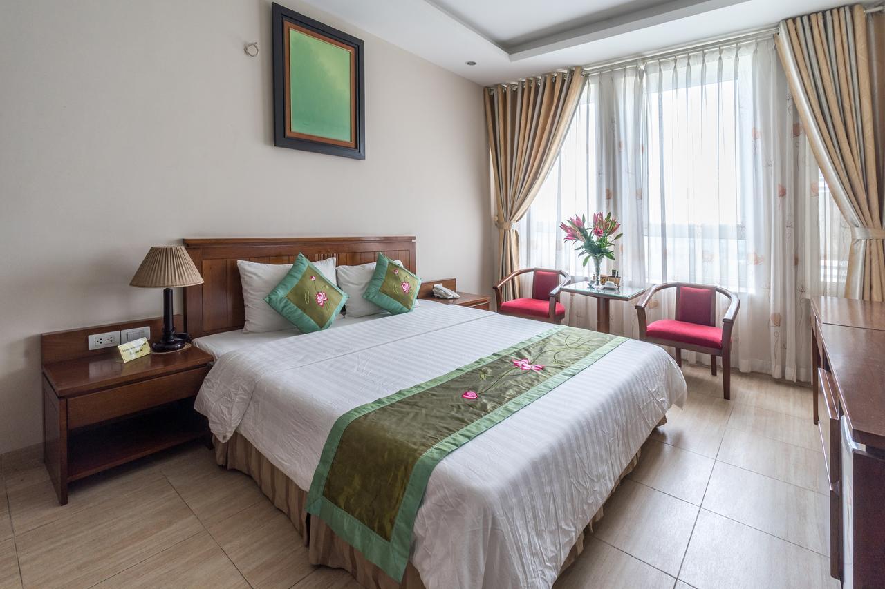 Ngan Ha Hotel Long Bien Hanoï Extérieur photo