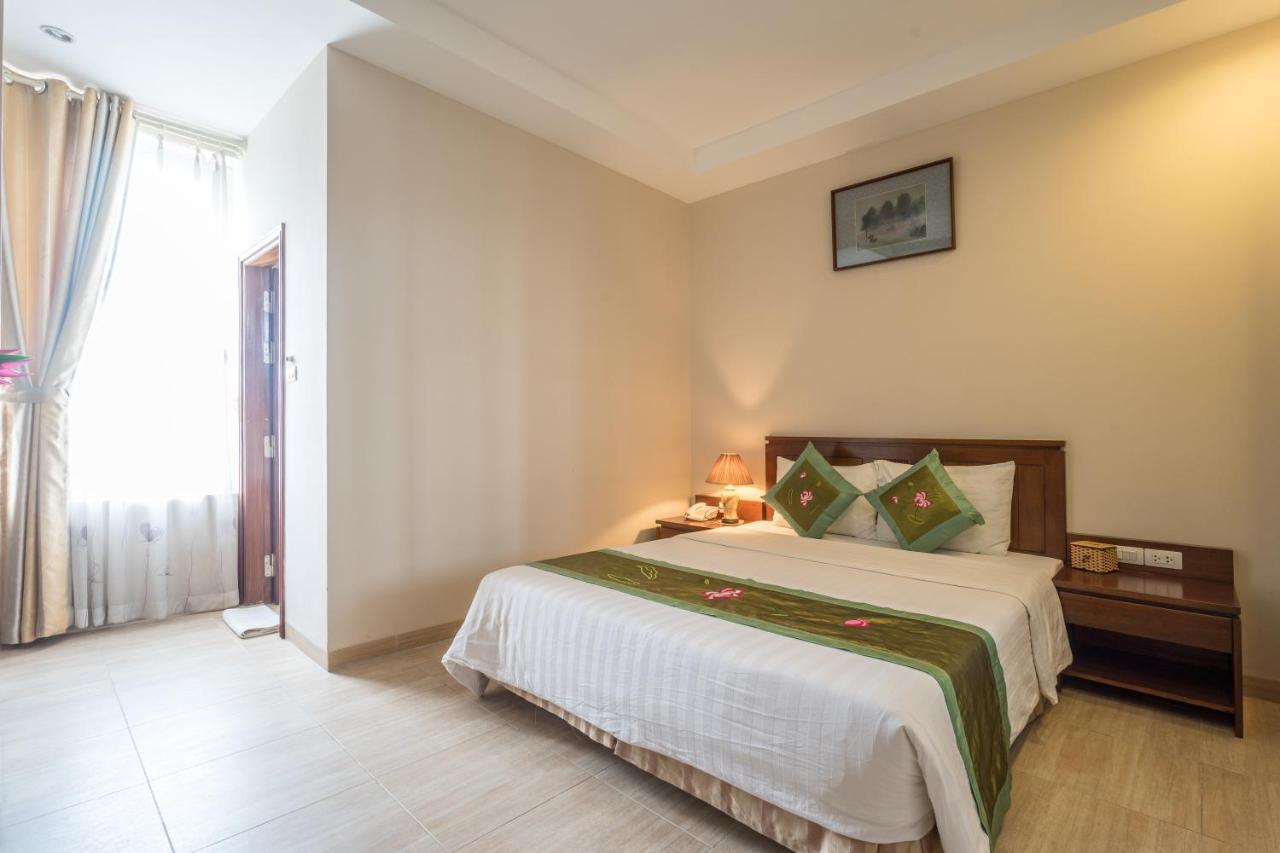 Ngan Ha Hotel Long Bien Hanoï Extérieur photo